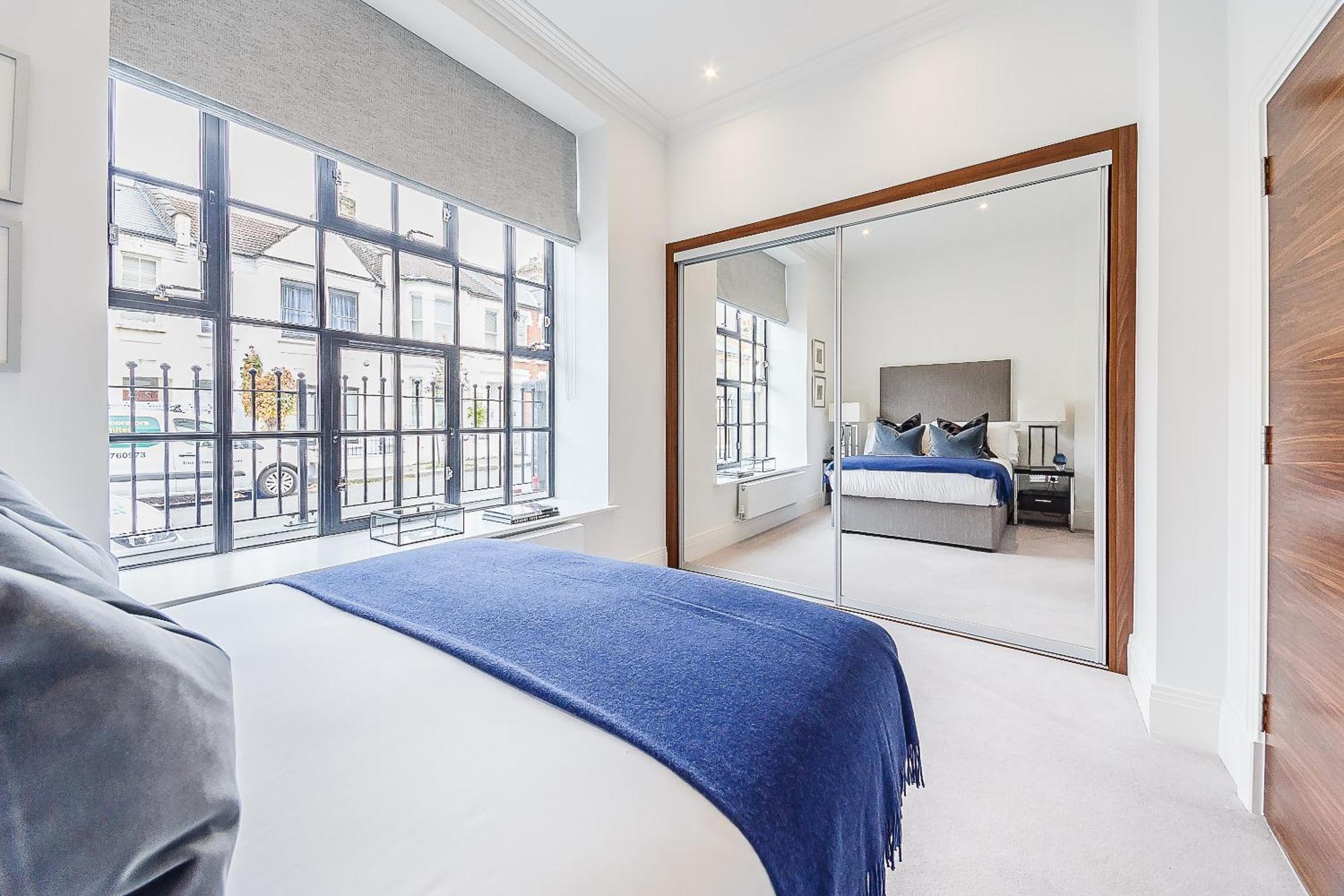Palace Wharf Apartments Лондон Экстерьер фото