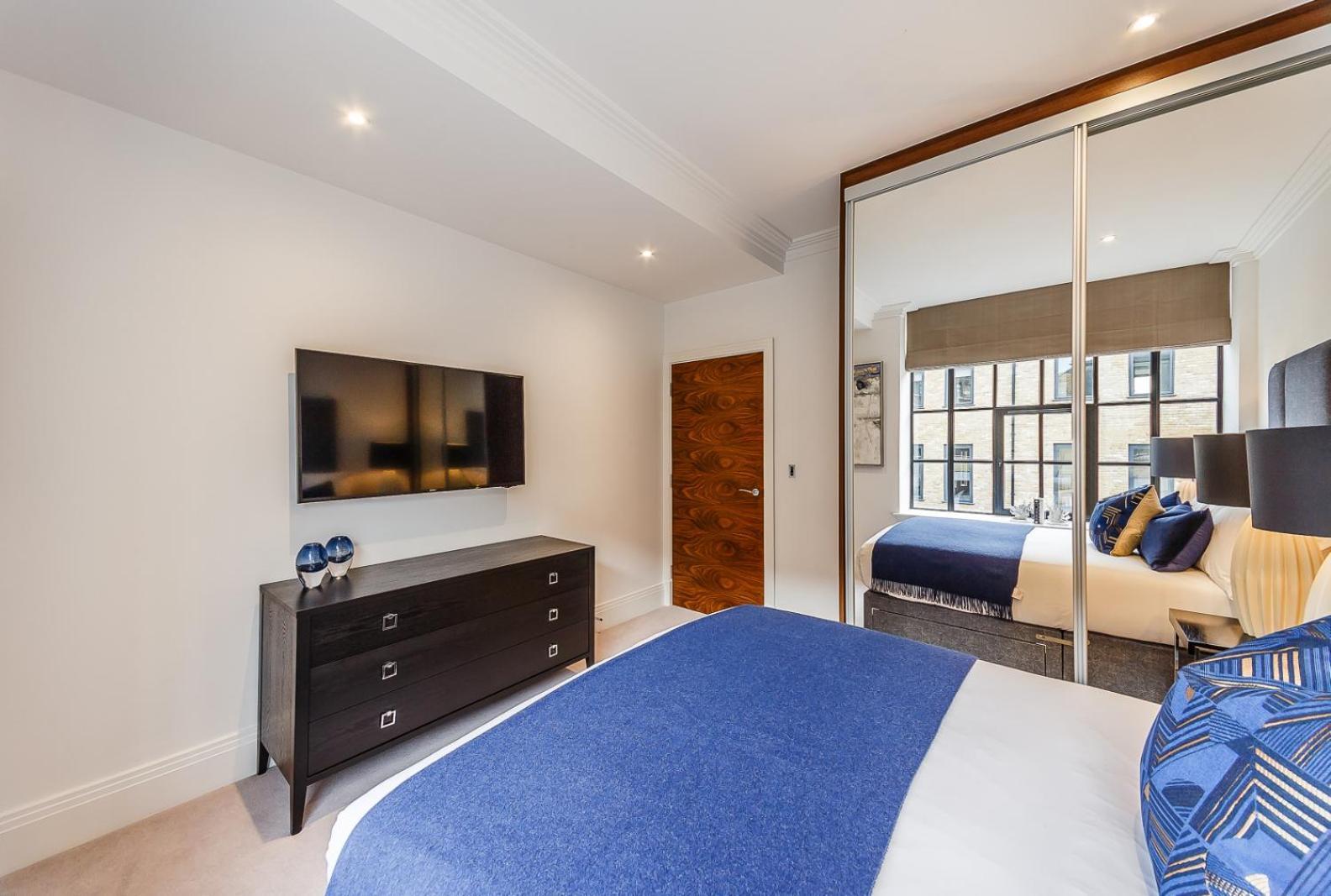 Palace Wharf Apartments Лондон Экстерьер фото